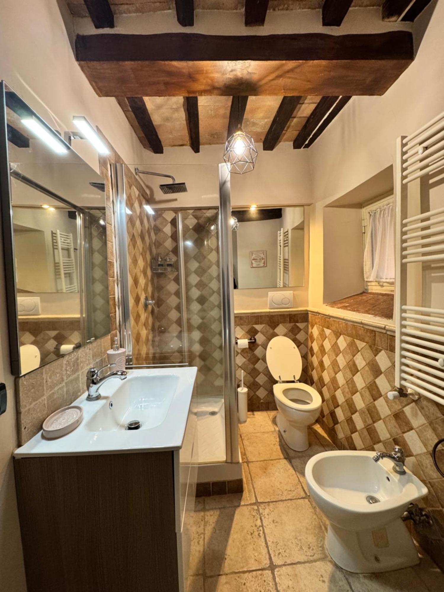 Hotel Sforza House Acquapendente Esterno foto
